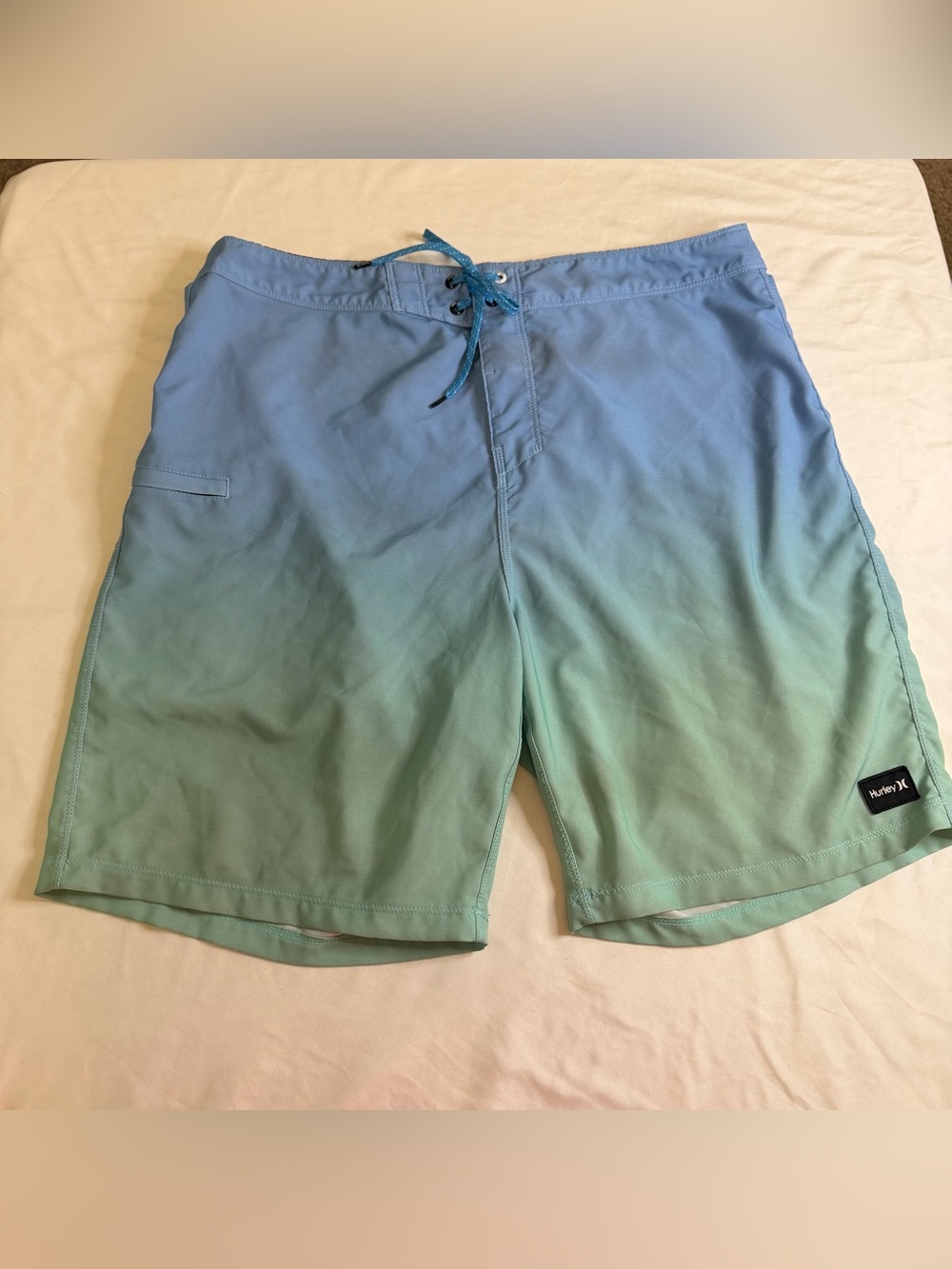Hurley Phantom Board Shorts Men’s Size 36 Blue Green Ombre Swim Trunks